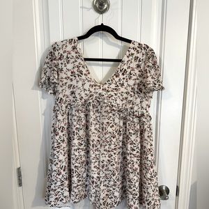 Mink pink play suit size small